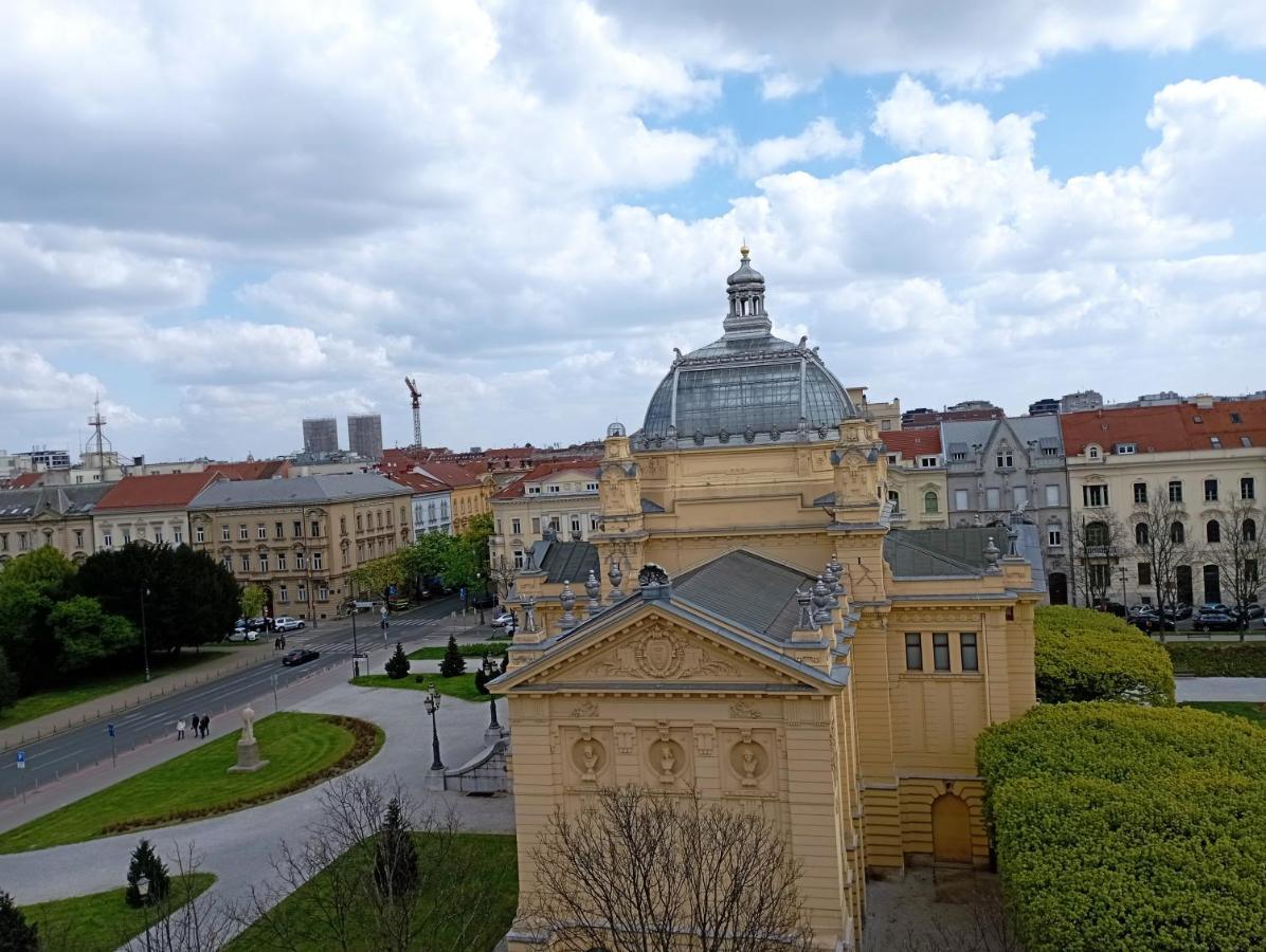 Music Benedikta Zagreb